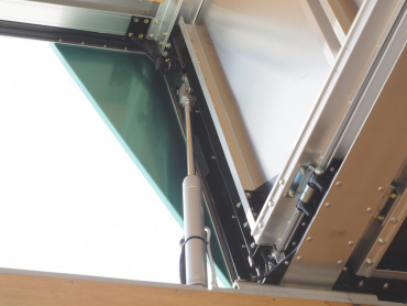 いすゞ ギガ ウイング車 大型 2PG-CYJ77C 年式 R4 [写真17]