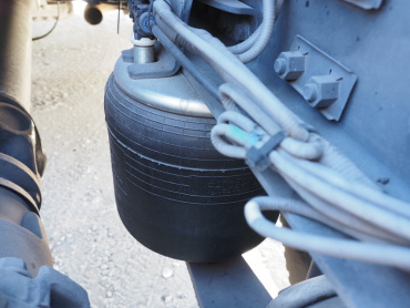 UDトラックス クオン トラクタ 大型 2PG-GK5AAB 年式 R1[写真33]