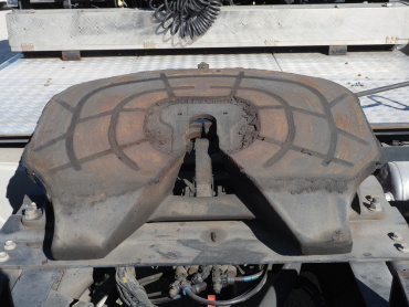 UDトラックス クオン トラクタ 大型 2PG-GK5AAB 年式 R1[写真13]