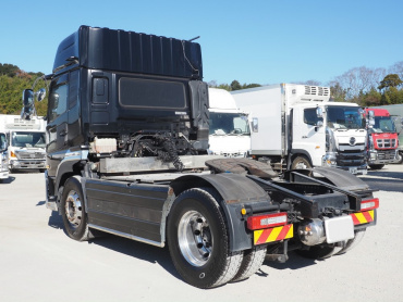 UDトラックス クオン トラクタ 大型 2PG-GK5AAB 年式 R1[写真06]