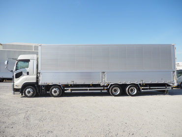 いすゞ ギガ ウイング車 大型 2PG-CYJ77C 年式 H29[写真16]