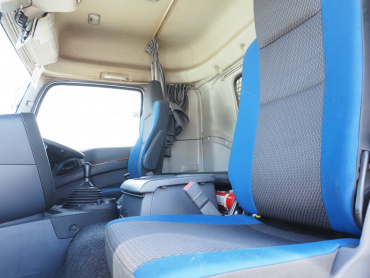 いすゞ ギガ ウイング車 大型 2PG-CYJ77C 年式 H29[写真40]