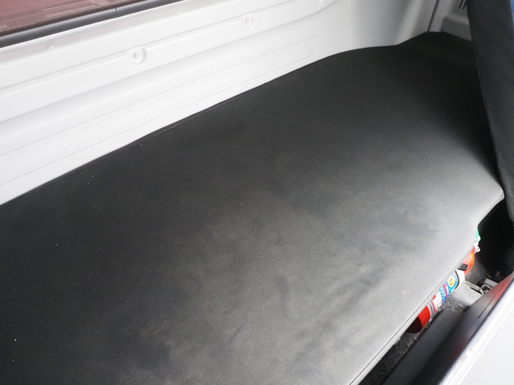 いすゞ ギガ ウイング車 大型 QPG-CYJ77B 年式 H28[写真38]