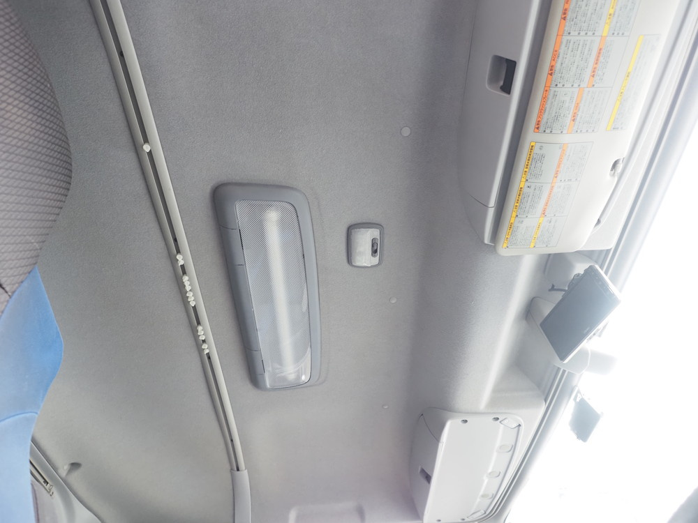 いすゞ ギガ ウイング車 大型 2PG-CYJ77C 年式 R1[写真40]