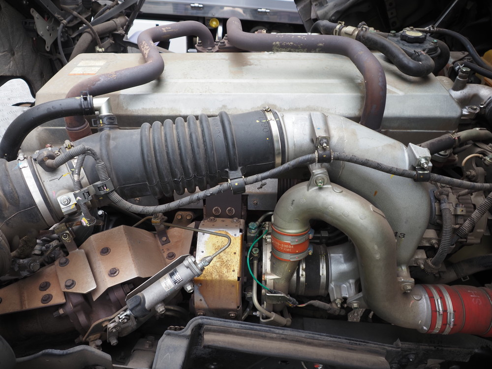 日野 プロフィア トラクタ 大型 QPG-SH1EDDG 年式 H30[写真20]