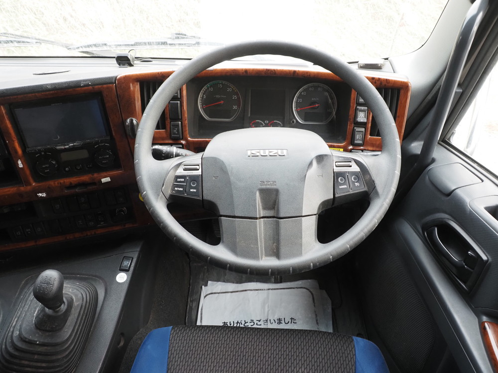 いすゞ ギガ ウイング車 大型 QKG-CYJ77B 年式 H29[写真36]
