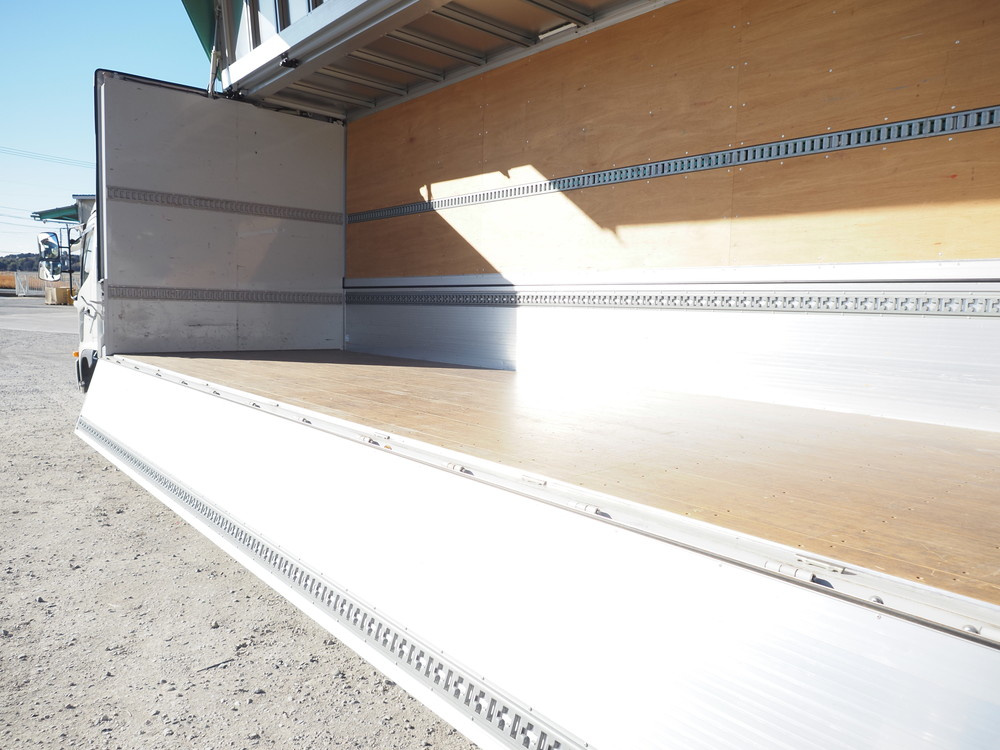 日野 レンジャー ウイング車 中型 2KG-FD2ABG 年式 R1[写真19]