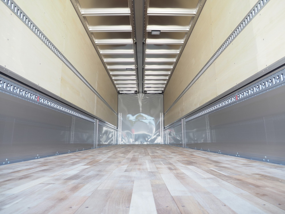 UDトラックス クオン ウイング車 大型 2PG-CG4FA 年式 R6[写真29]