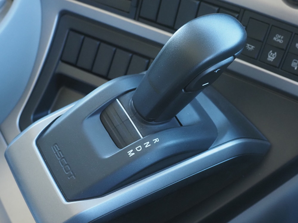 UDトラックス クオン ウイング車 大型 2PG-CG4FA 年式 R6[写真36]