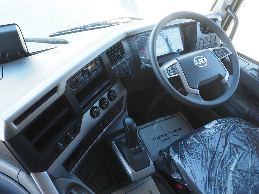 UDトラックス クオン ウイング車 大型 2PG-CG4FA 年式 R6[写真35]