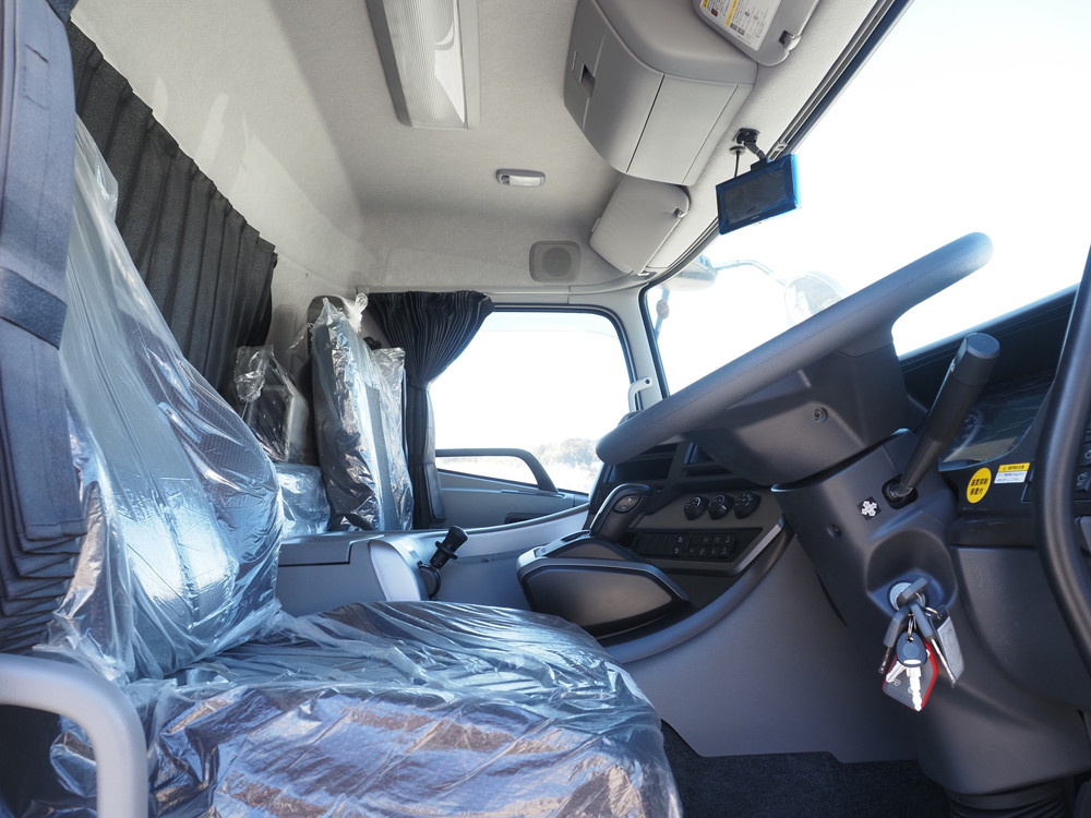 UDトラックス クオン ウイング車 大型 2PG-CG4FA 年式 R6[写真33]