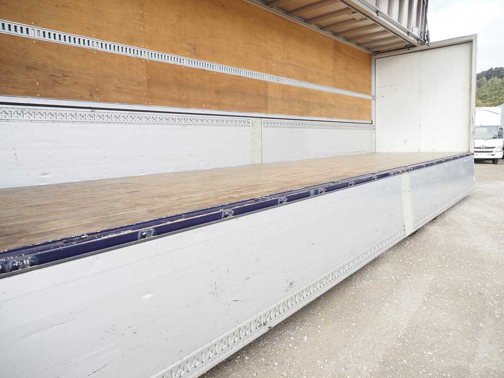 いすゞ ギガ ウイング車 大型 2PG-CYJ77C 年式 R1[写真23]