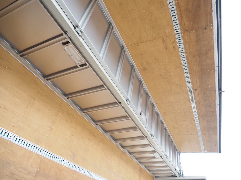 いすゞ ギガ ウイング車 大型 2PG-CYJ77C 年式 R1[写真24]