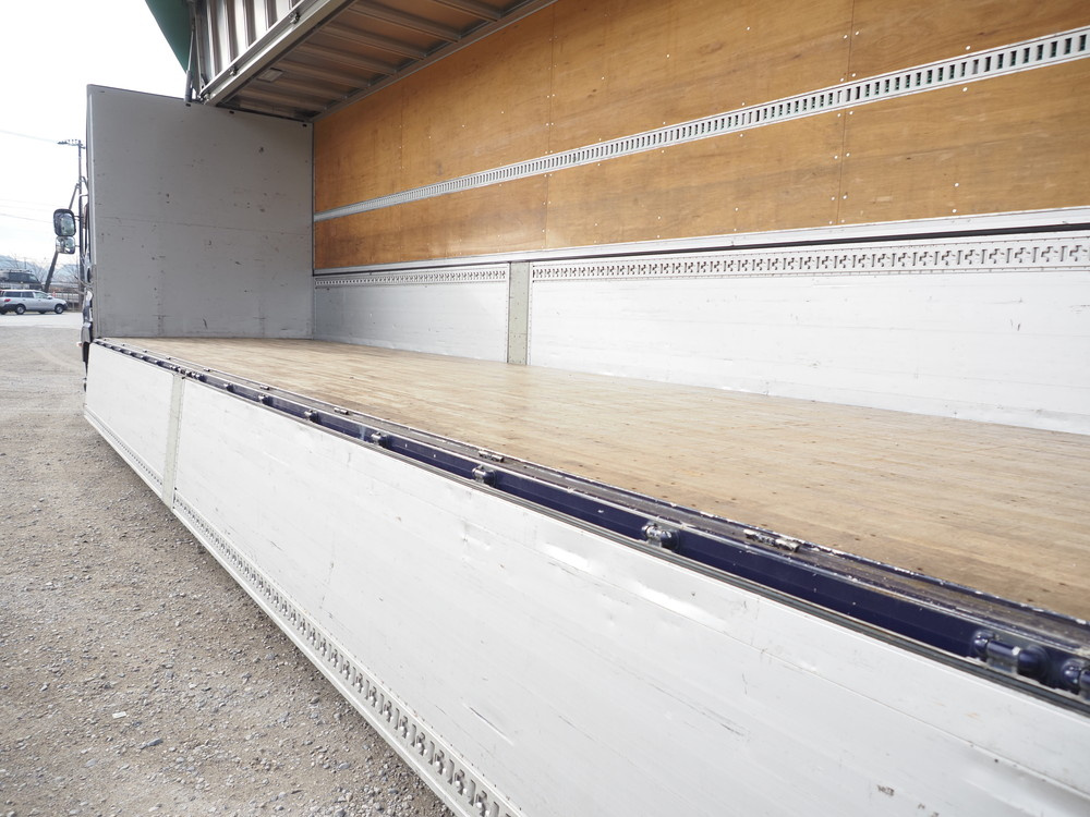 いすゞ ギガ ウイング車 大型 2PG-CYJ77C 年式 R1[写真22]