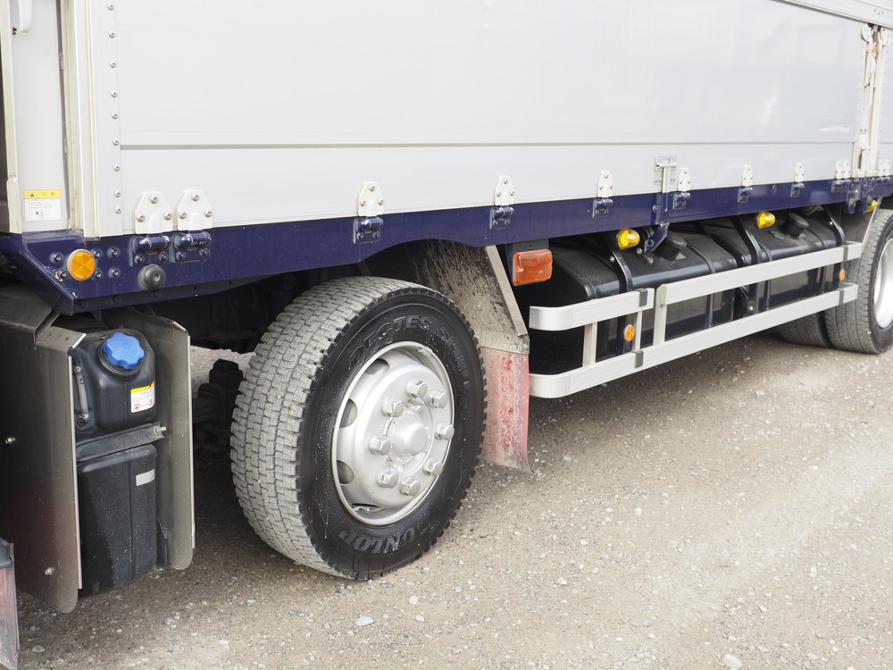 いすゞ ギガ ウイング車 大型 2PG-CYJ77C 年式 R1[写真18]