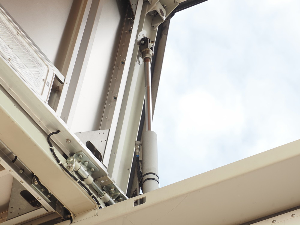 いすゞ ギガ ウイング車 大型 2PG-CYJ77C 年式 R1[写真21]