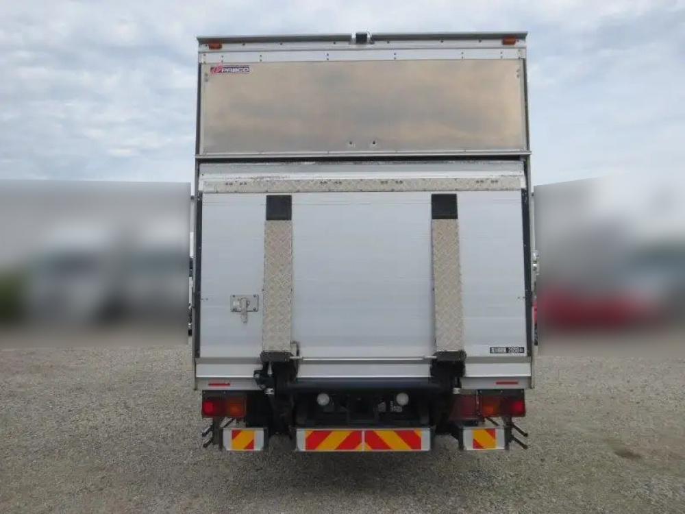 いすゞ フォワード バン車 中型 TKG-FRR90S2 年式 H25[写真04]