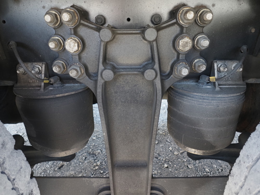 いすゞ  ウイング車 大型 2PG-CYJ77C 年式 R1[写真44]