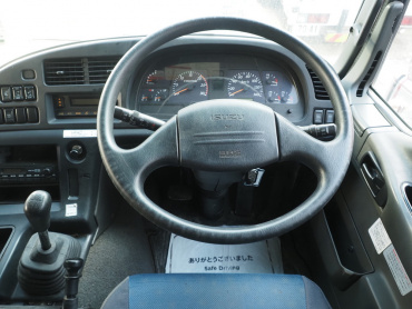 いすゞ ギガ ウイング車 大型 QKG-CYJ77A 年式 H28[写真29]