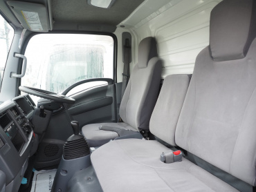 いすゞ エルフ バン車 小型 TKG-NMR85AN 年式 H26[写真28]