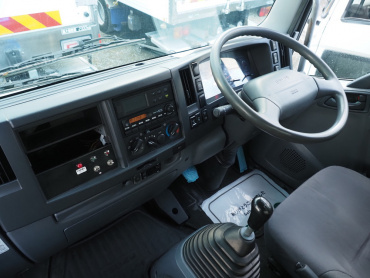 いすゞ フォワード 冷凍バン 中型 TKG-FRR90T2 年式 H25[写真25]