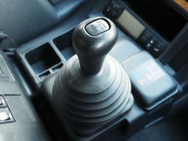 いすゞ ギガ 冷凍バン 大型 QKG-CYL77A 年式 H25[写真25]