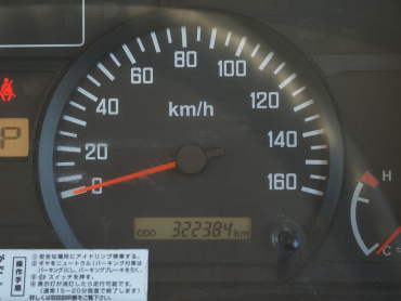 いすゞ エルフ バン車 小型 TRG-NPR85AN 年式 H28[写真29]