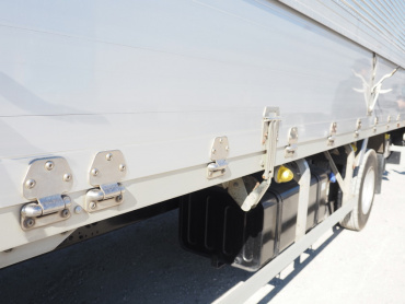 三菱ふそう ファイター ウイング車 中型 SKG-FK64F 年式 H23[写真09]