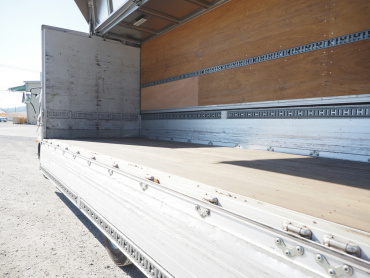 三菱ふそう ファイター ウイング車 中型 SKG-FK64F 年式 H23[写真21]