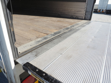 三菱ふそう ファイター ウイング車 中型 SKG-FK64F 年式 H23[写真31]