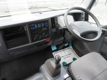 いすゞ エルフ 冷凍バン 小型 TPG-NPR85AN 年式 H30[写真25]
