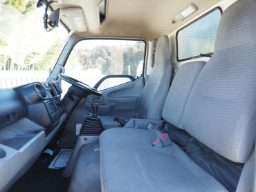 日野 デュトロ バン車 小型 TKG-XZU655M 年式 H26[写真27]