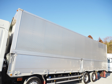 いすゞ ギガ ウイング車 大型 QKG-CYJ77B 年式 H28 [写真16]