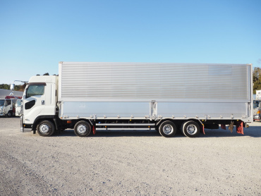 いすゞ ギガ ウイング車 大型 QKG-CYJ77B 年式 H28 [写真15]