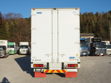 いすゞ ギガ ウイング車 大型 QKG-CYJ77B 年式 H28 [写真06]