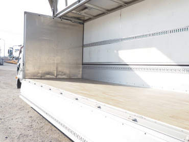 三菱ふそう ファイター ウイング車 中型 2KG-FK64F 年式 R1[写真21]