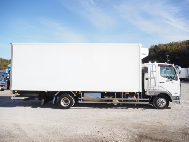 三菱ふそう ファイター 冷凍バン 中型 TKG-FK61F 年式 H27[写真09]