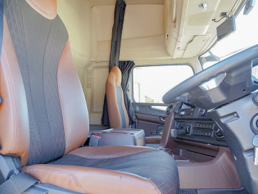 日野 プロフィア トラクタ 大型 2DG-SH1EDGG 年式 H30 [写真22]