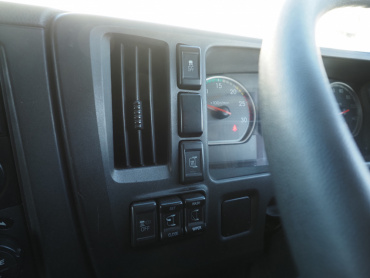 いすゞ ギガ 冷凍バン 大型 QKG-CYL77BZ 年式 H29[写真32]