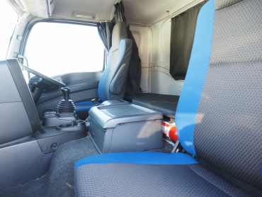 いすゞ ギガ 冷凍バン 大型 QKG-CYL77BZ 年式 H29[写真36]