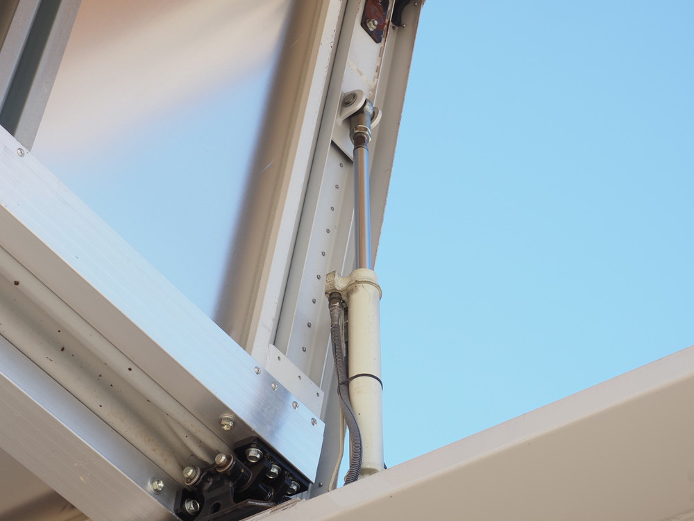 日野 レンジャー ウイング車 中型 2KG-FC2ABA 年式 H30[写真15]