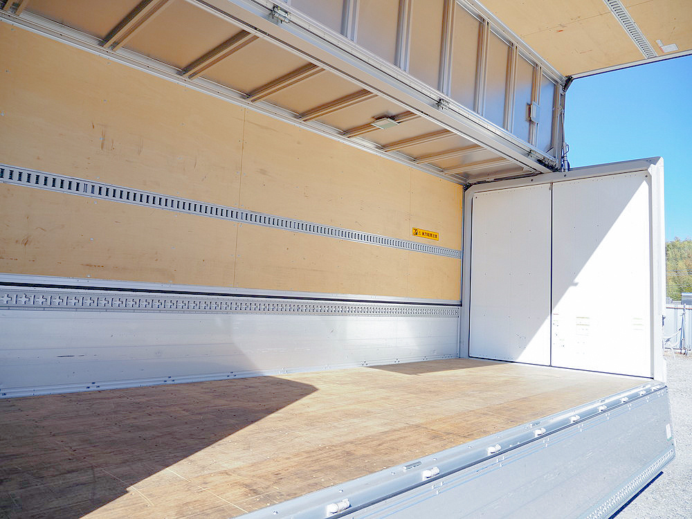 いすゞ フォワード ウイング車 中型 2RG-FRR90S2 年式 R1[写真20]