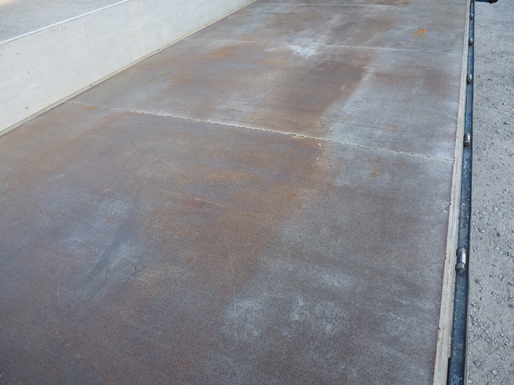 いすゞ エルフ 平ボディ 小型 2RG-NPR88YN 年式 R1[写真17]