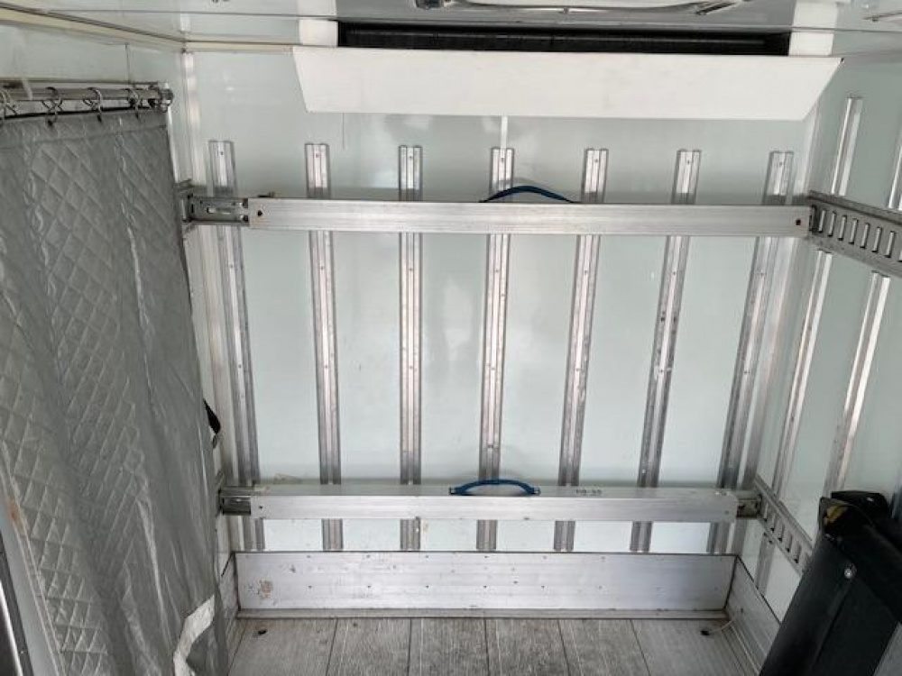 いすゞ エルフ 冷凍バン 小型 SKG-NLR85AN 年式 H23[写真10]