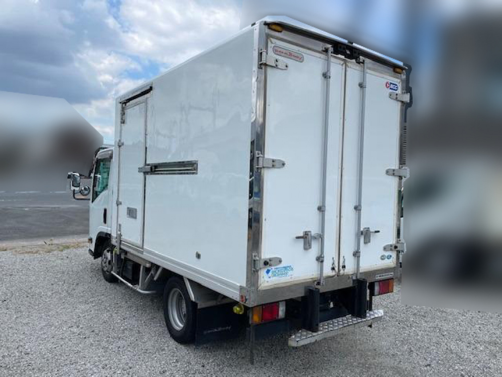 いすゞ エルフ 冷凍バン 小型 SKG-NLR85AN 年式 H23[写真06]