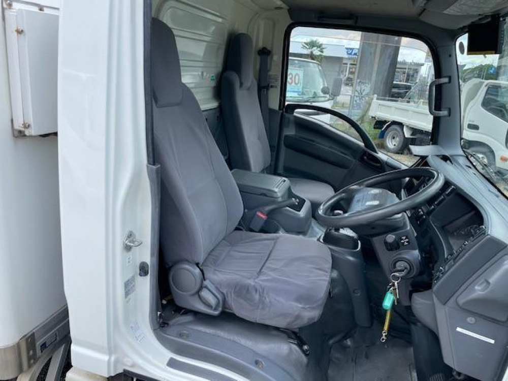 いすゞ エルフ 冷凍バン 小型 SKG-NLR85AN 年式 H23[写真13]