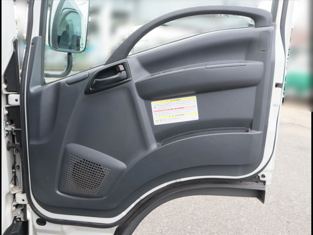 いすゞ エルフ バン車 小型 2RG-NLR88AN 年式 R4[写真09]