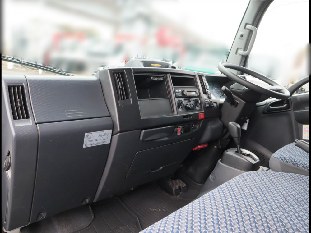 いすゞ エルフ バン車 小型 2RG-NLR88AN 年式 R4[写真12]