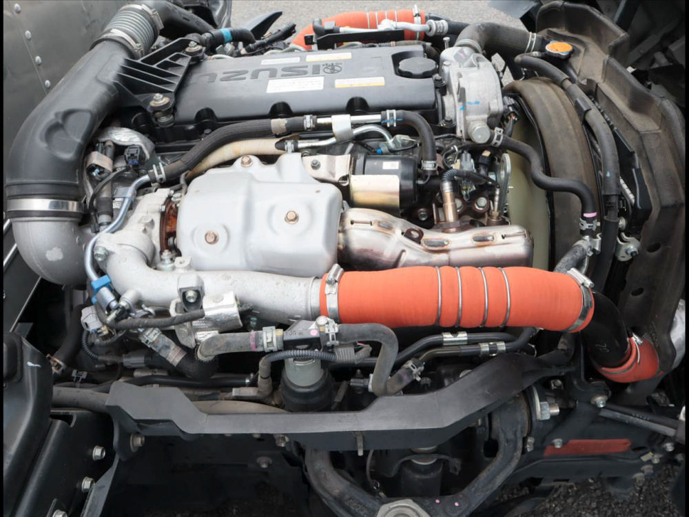 いすゞ エルフ バン車 小型 2RG-NLR88AN 年式 R4[写真21]