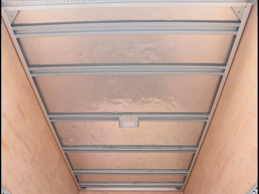 いすゞ エルフ バン車 小型 2RG-NLR88AN 年式 R4[写真05]